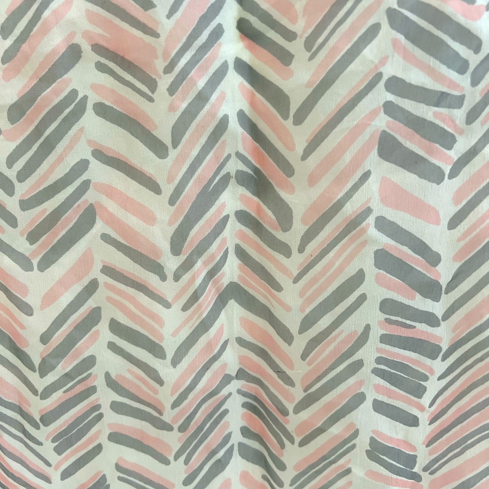 Shear Scarf Pink Gray Print Rectangle Rolled Edge 14"x 42" Unbranded Lightweight - Picture 1 of 6